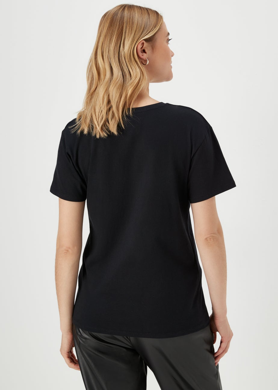 Black Lips Love More Slogan T-Shirt