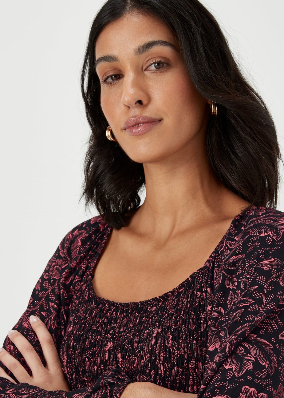 Black Paisley Long Sleeve Shirred Midi Dress