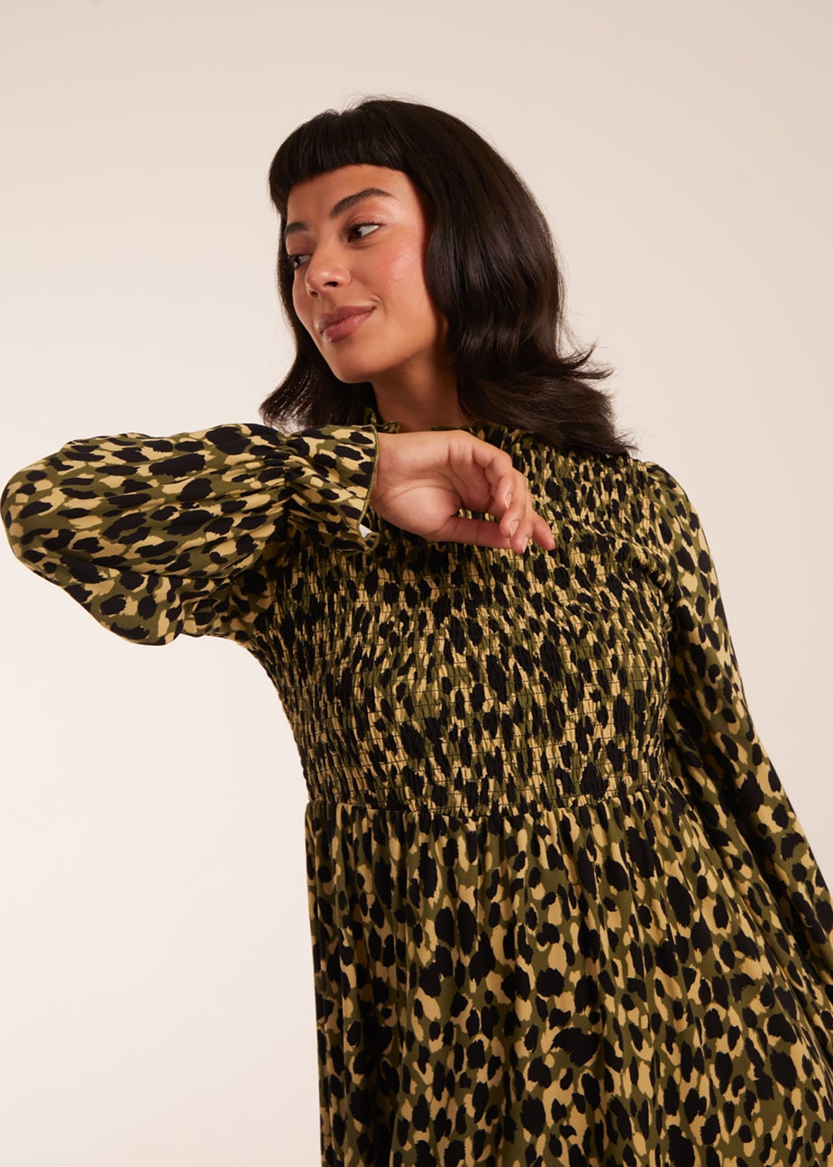 Blue Vanilla Green Shirred Trapeze Frill Neck And Sleeve Mini Dress