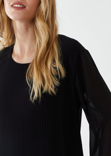 Blue Vanilla Black Long Sleeve Pleated Top