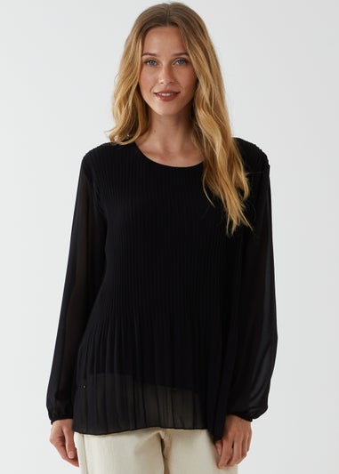 Blue Vanilla Black Long Sleeve Pleated Top