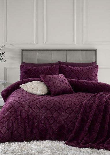 Catherine Lansfield Cosy Diamond Faux Fur Duvet Cover Set