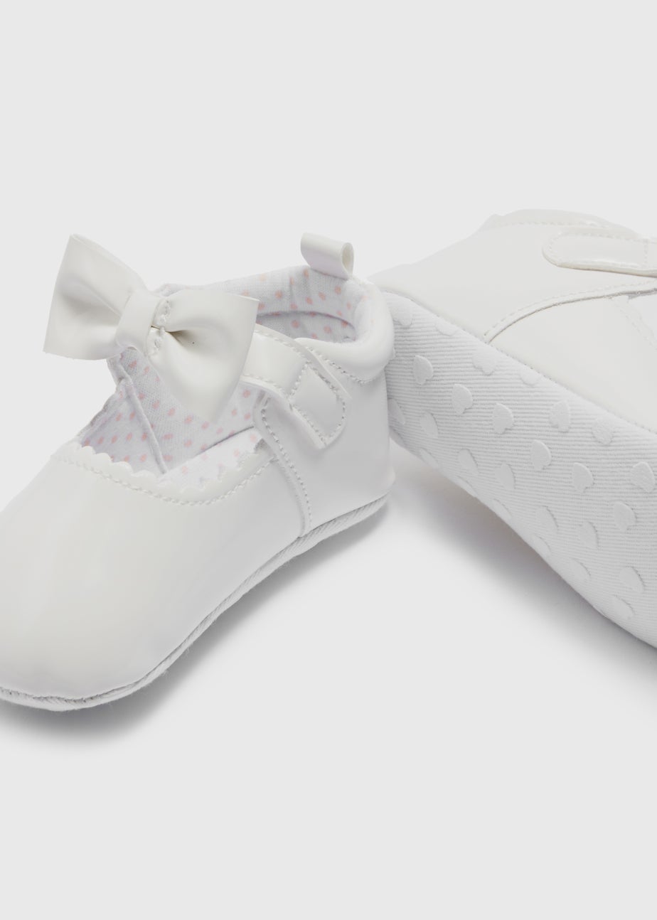 Baby White Bow Ballet Flats (Newborn-18mths)