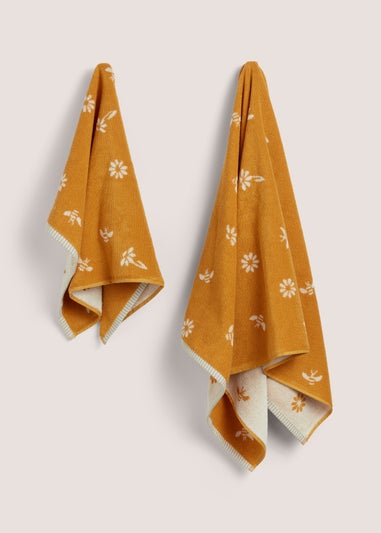 Yellow Bee Cottage Towel (500gsm)