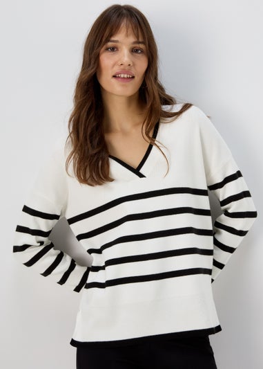 Et Vous Ivory Stripe V Neck Jumper