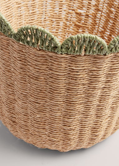 Scallop Edge Basket