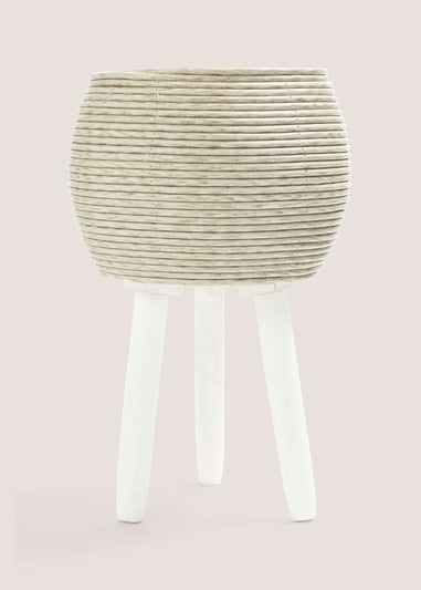 Outdoor Small Cream Plastic Woven Planter (26cm x 40cm)