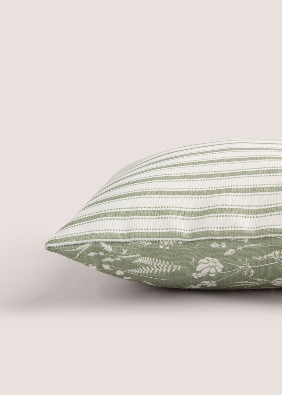 Green Scatter Leaf Print Outdoor Cushion (40cm x 40cm)