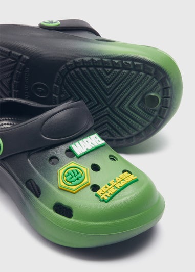 Marvel Kids Hulk Black & Green Badge Clogs (Younger 4-12)