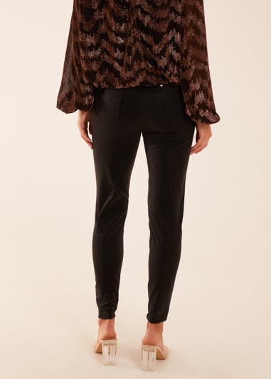 Blue Vanilla Black Mid Rise Cropped Straight Leg Jeans