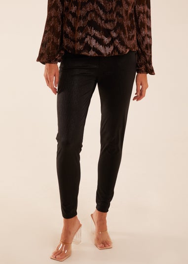 Blue Vanilla Black Mid Rise Cropped Straight Leg Jeans