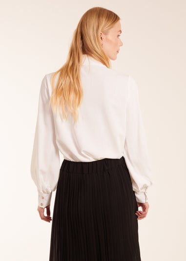 Blue Vanilla Ivory Ruffled Trim Flounce Sleeve Shirt