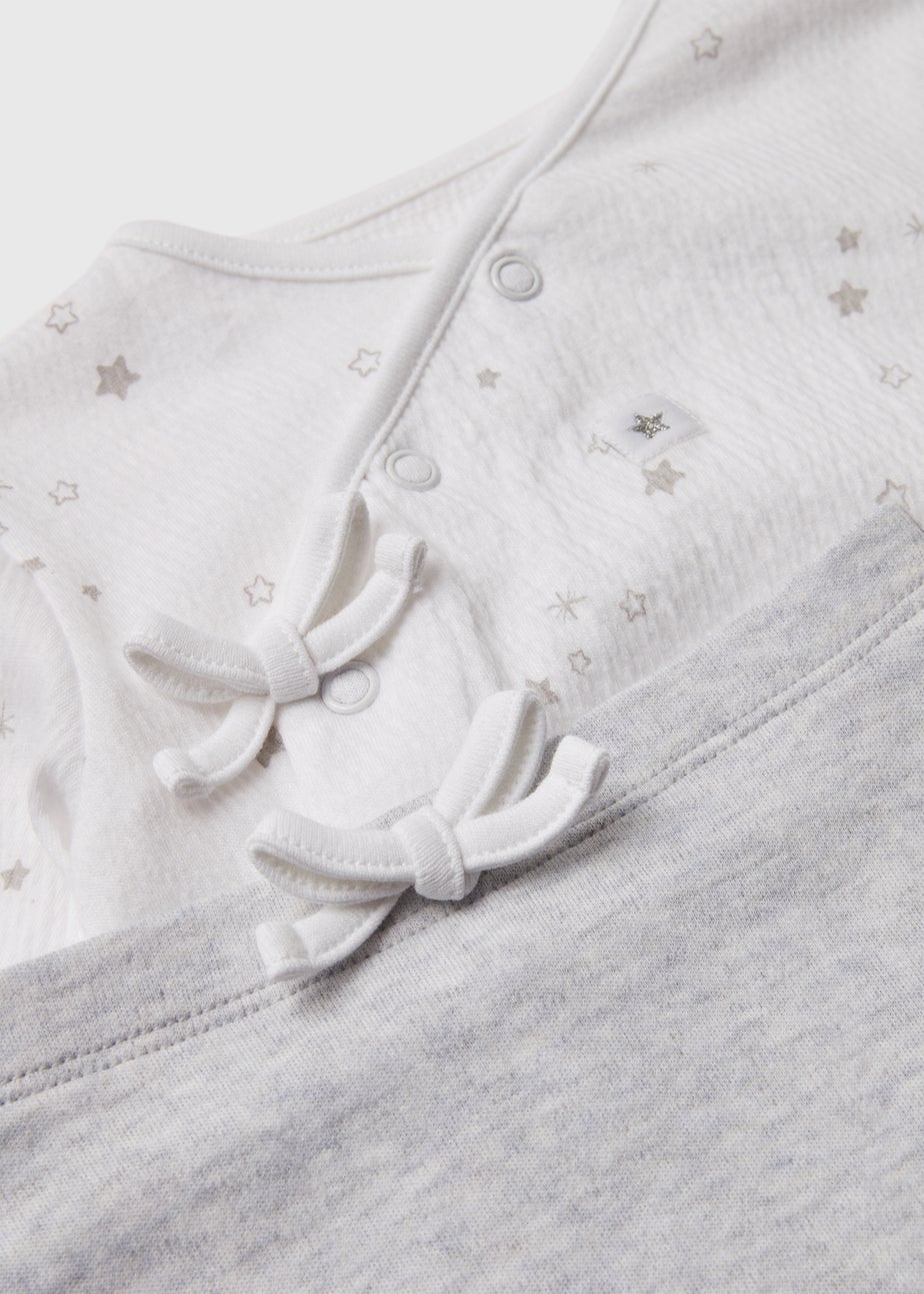 Baby 4 Piece Grey Star Gift Set (Tiny Baby-12mths)