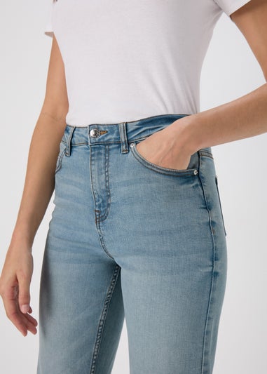 Light Wash Straight Fit Jeans