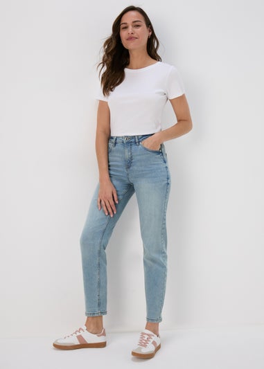 Light Wash Straight Fit Jeans