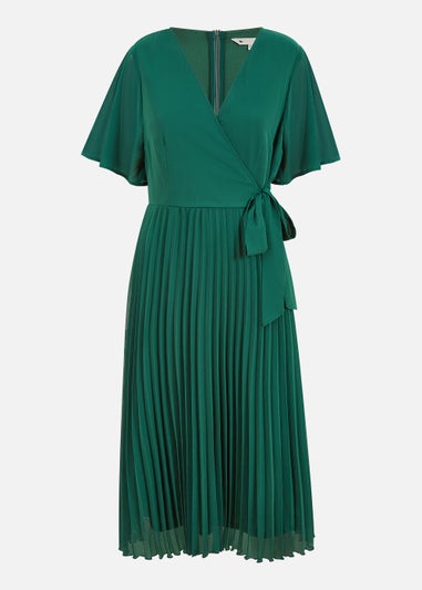 Yumi Pleated Wrap Over Midi Dress In Green