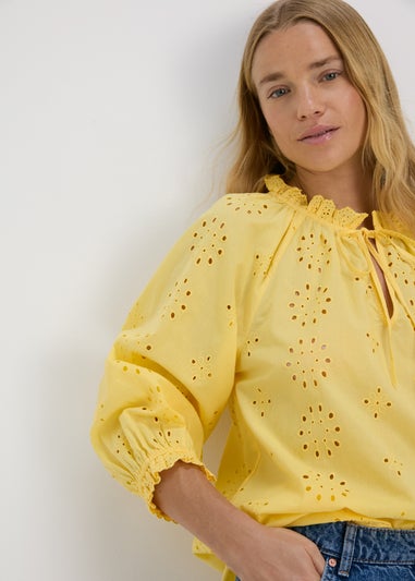 Lemon Broid Peasent Blouse Top