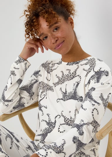 Ivory Leopard Lounge Set