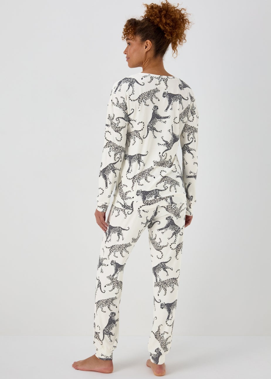 Ivory Leopard Lounge Set