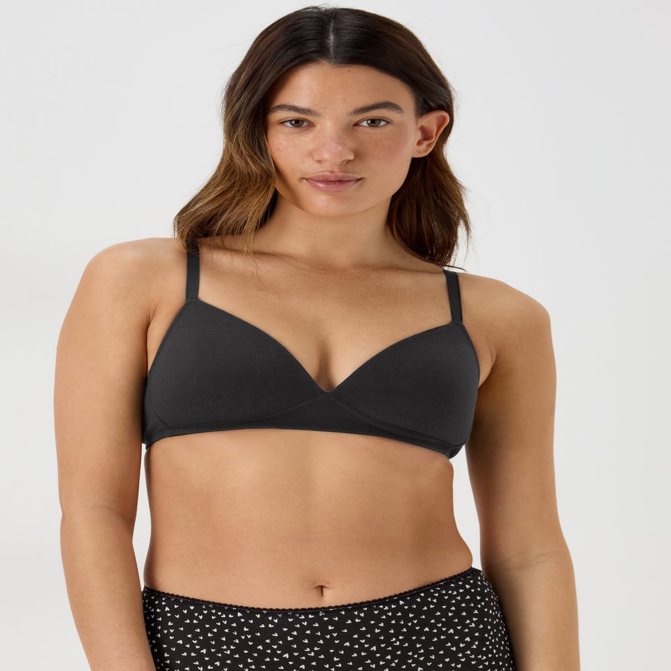 2 Pack Black And White Padded Bras