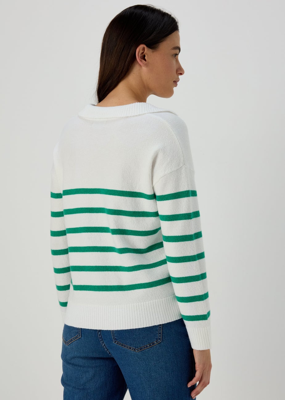 Ivory Green Stripe Open Collar
Jumper