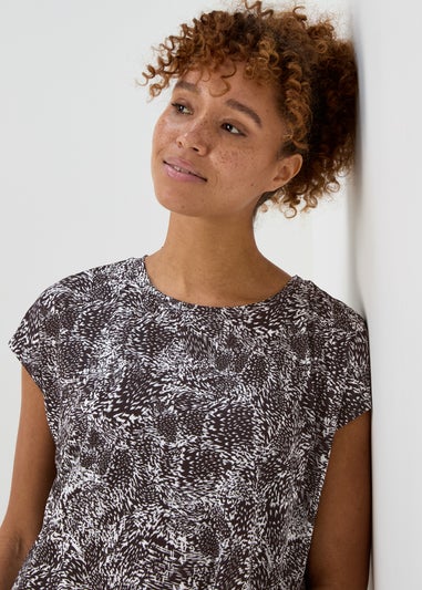 Souluxe Monochrome T-Shirt