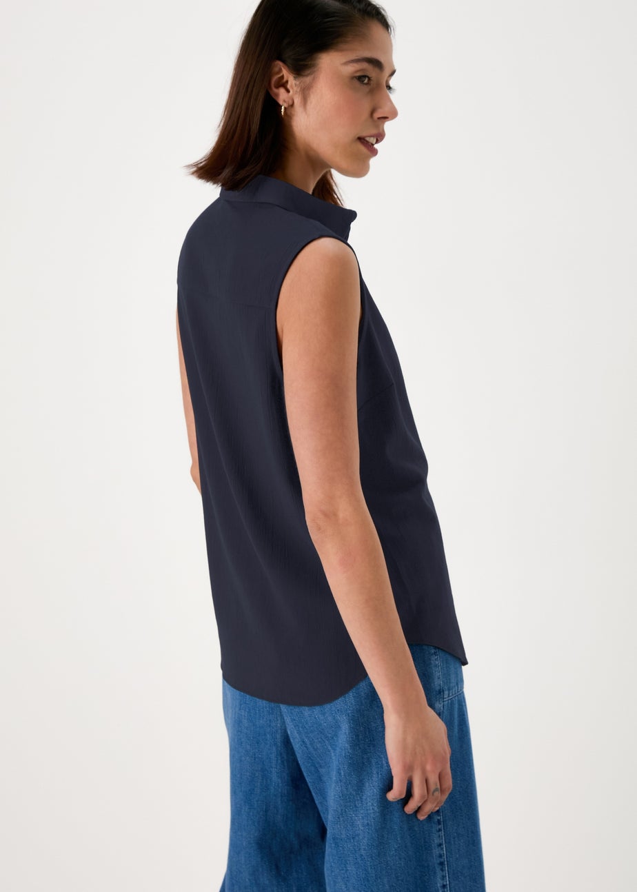 Navy Sleeveless Clipper Shirt