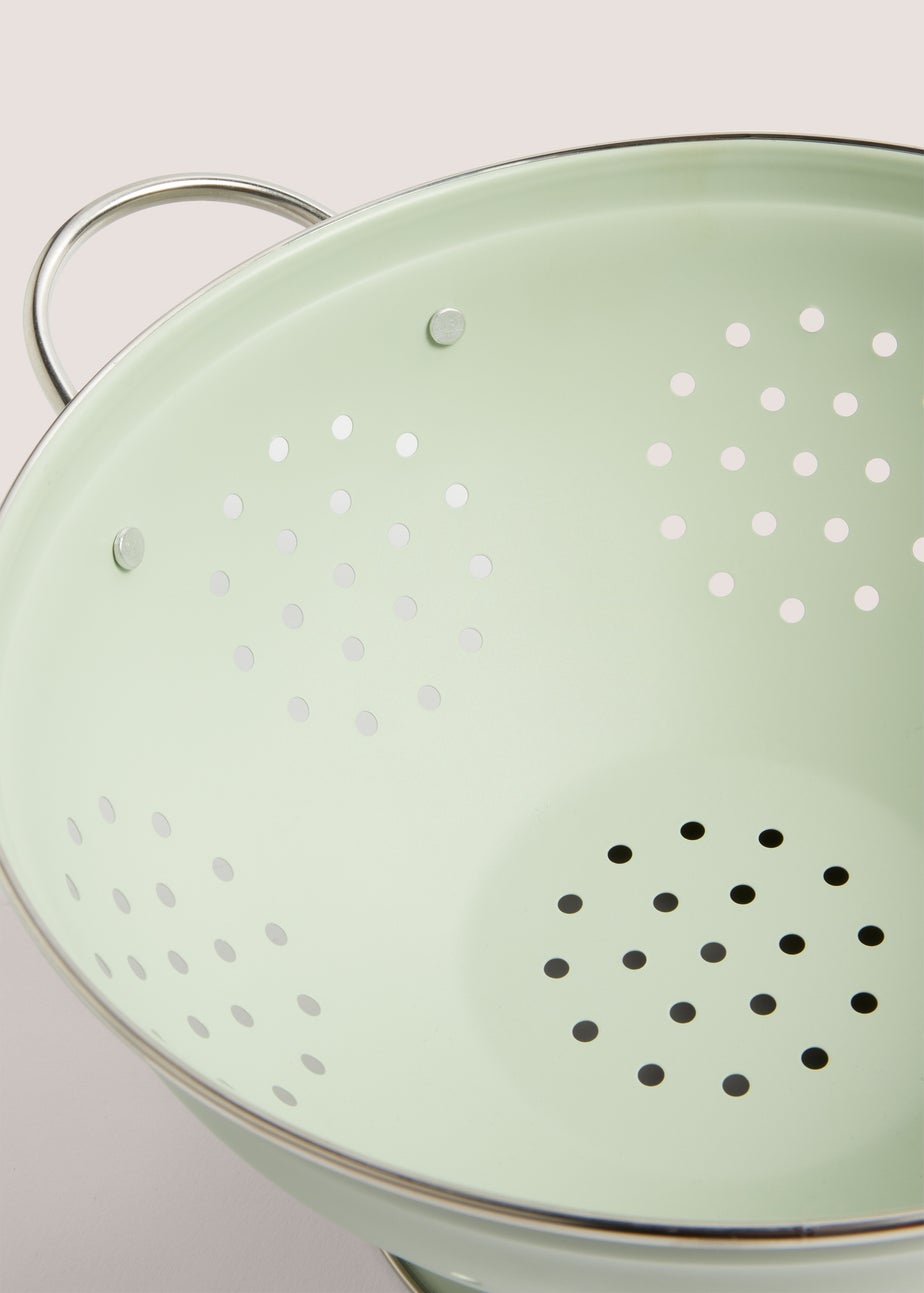 Green Metal Colander (24.5cmx15cm)