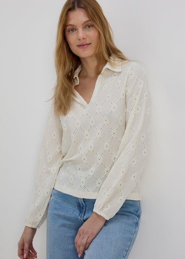 Cream V-Neck Long Sleeve Polo Shirt