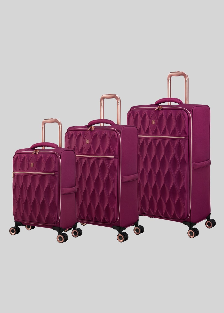 IT Luggage Enliven Berry Suitcase