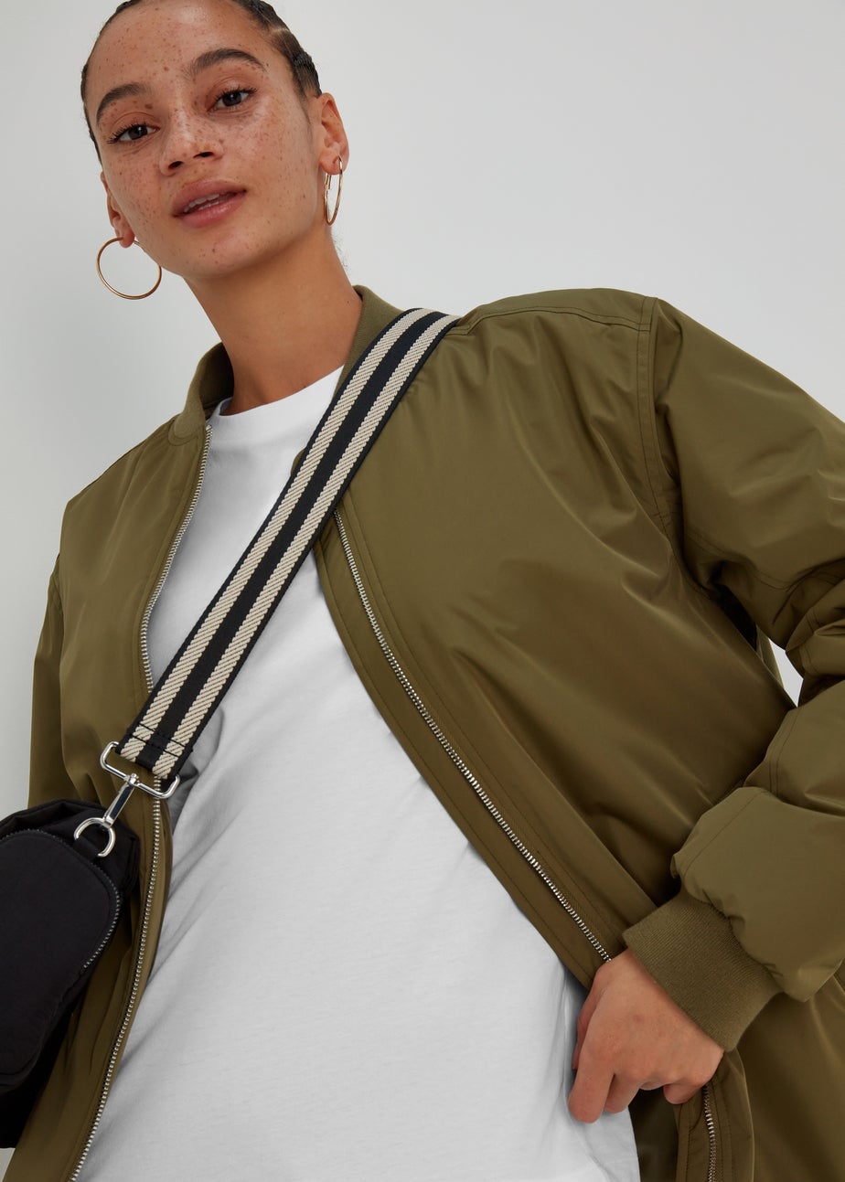 White Modern Plain T-Shirt