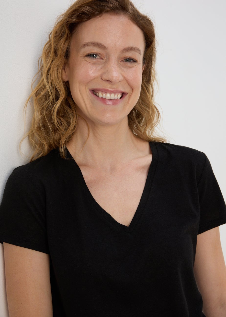 Black Plain V Neck T-Shirt