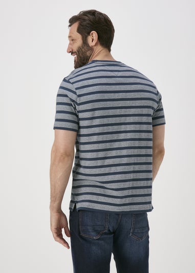 Lincoln Navy Design T-Shirt