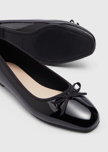 Black Glossy Ballet Flats