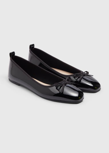 Black Glossy Ballet Flats