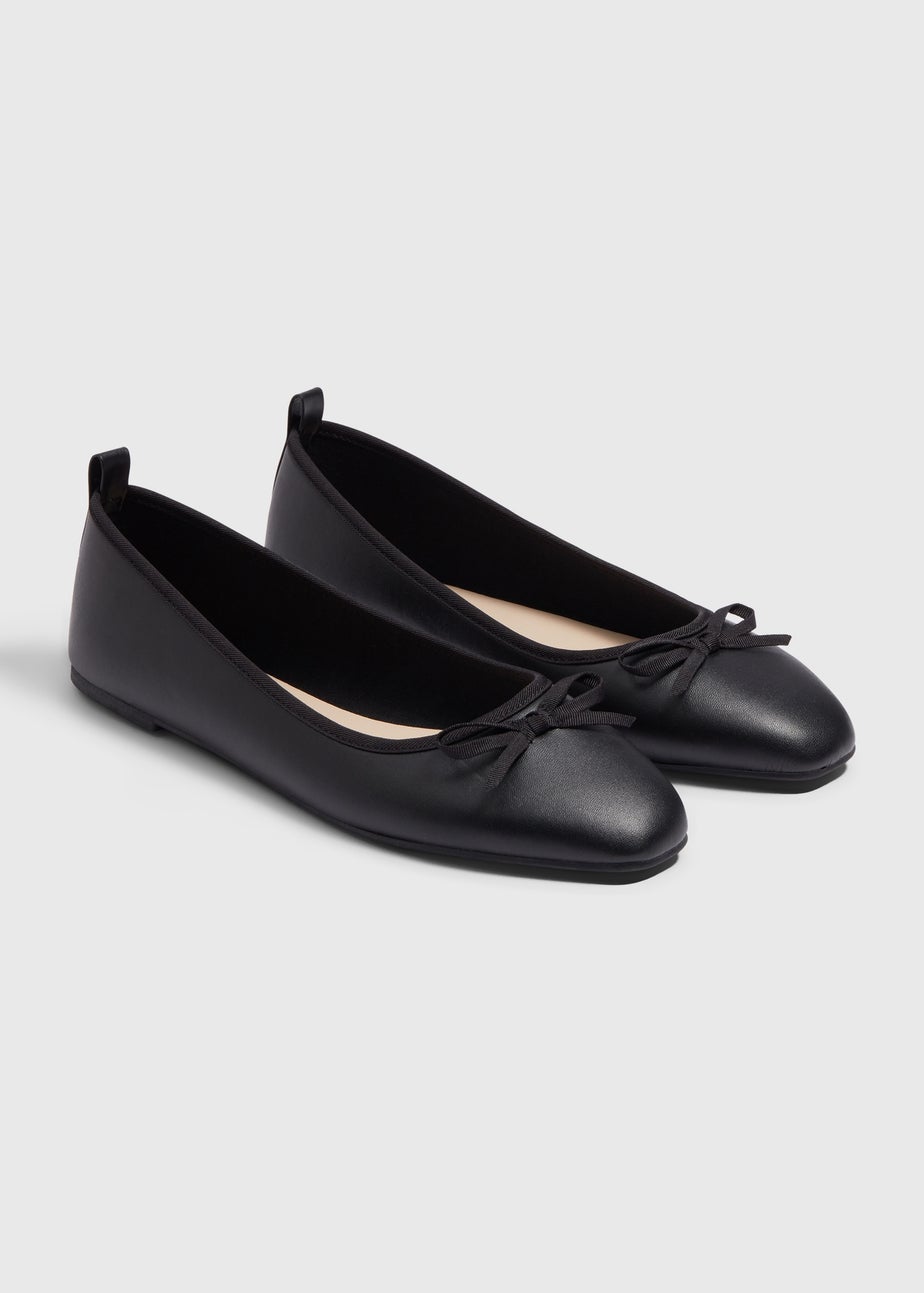 Black Ballet Flats