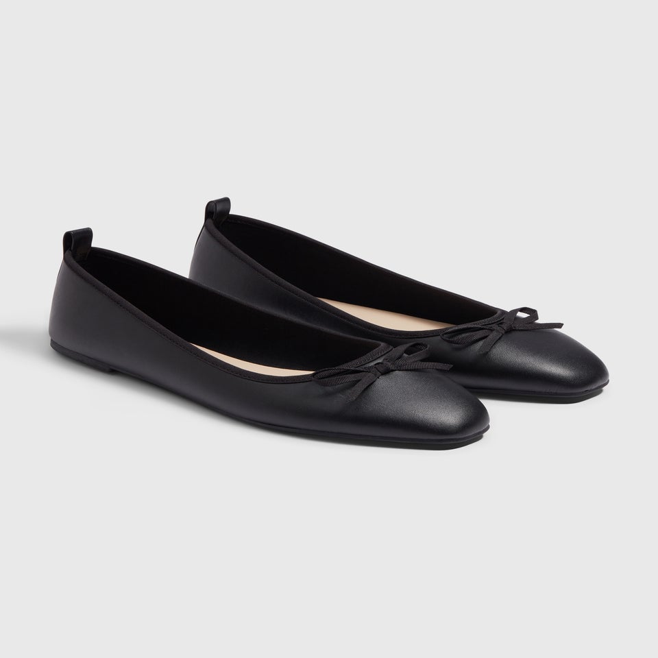 Black Ballet Flats