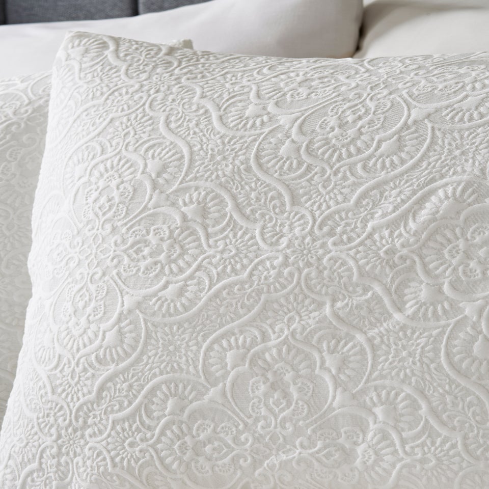 White Matelassé Duvet Set