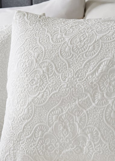 White Matelassé Duvet Set