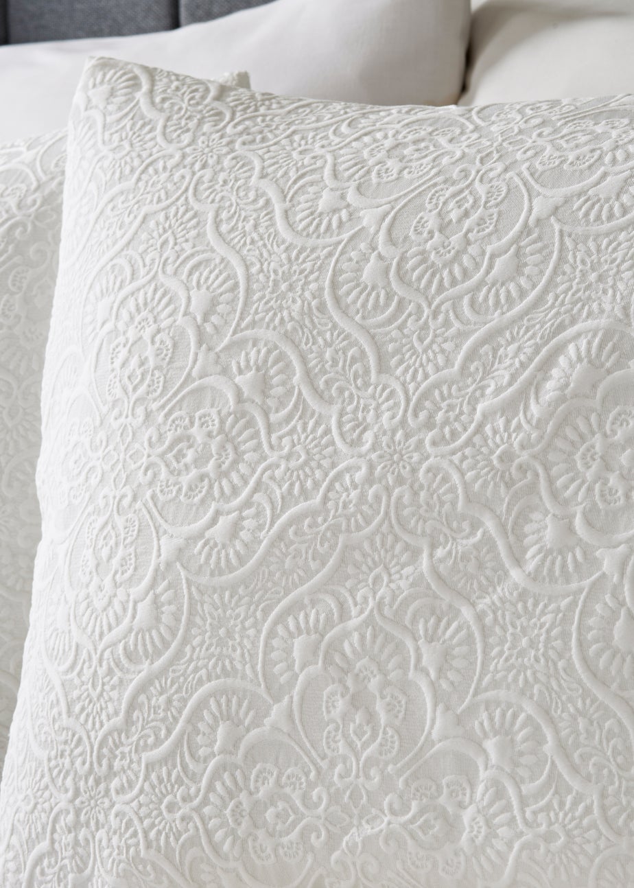 White Matelassé Duvet Set
