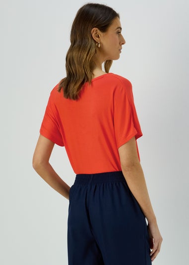 Et Vous Red V Neck T-Shirt