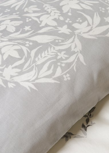 Grey Floral Hearts Duvet Set