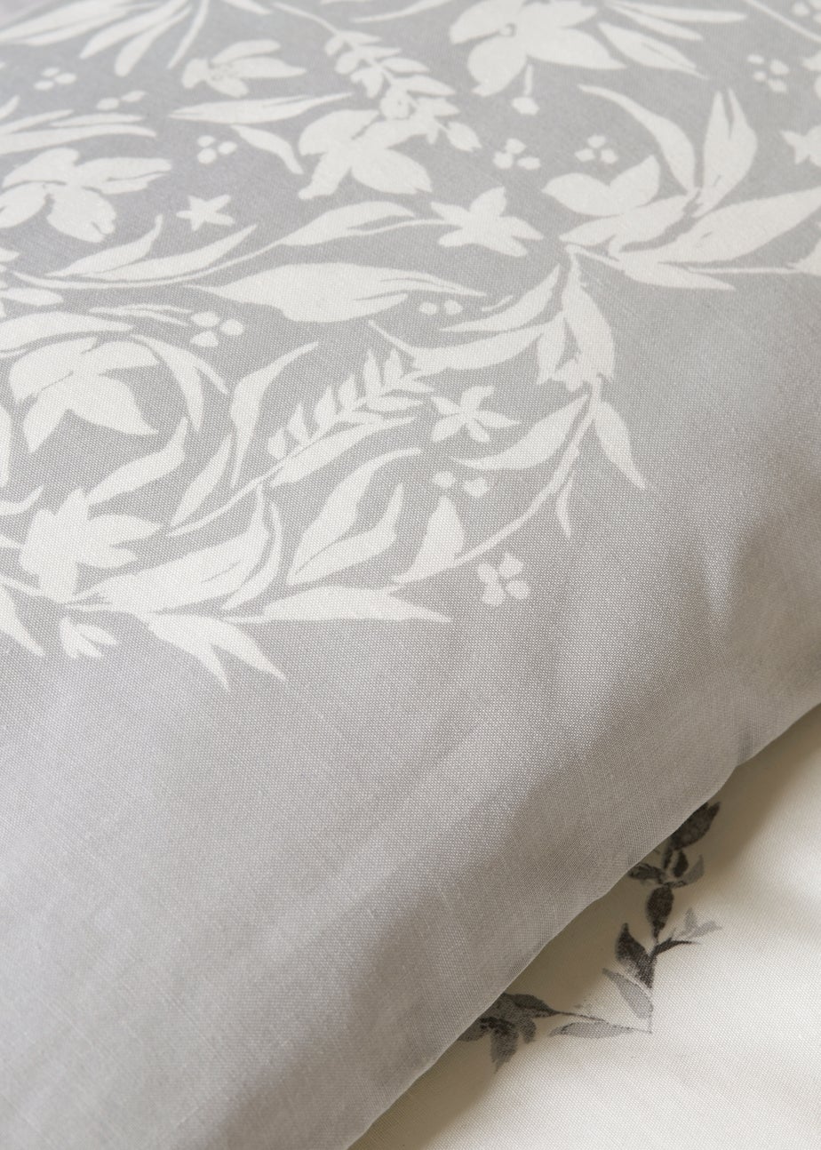 Grey Floral Hearts Duvet Set
