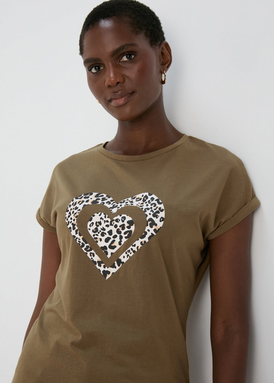 Khaki Heart Slogan T-Shirt