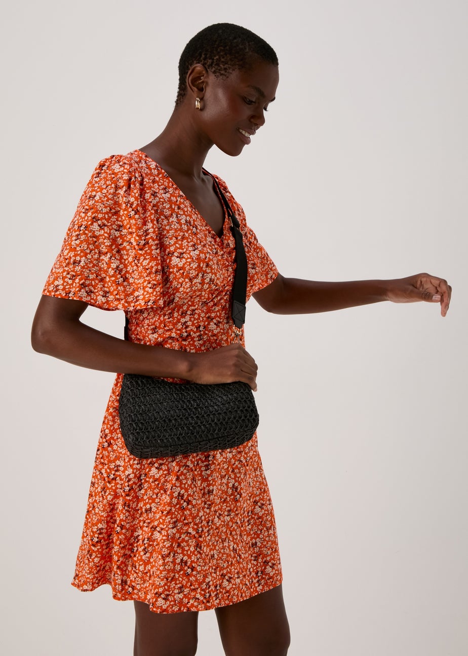 Black Mono Straw Camera Bag