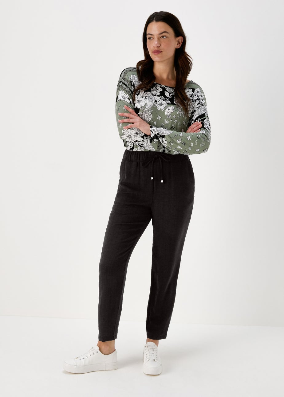 Black Light Weight Tapered Trousers