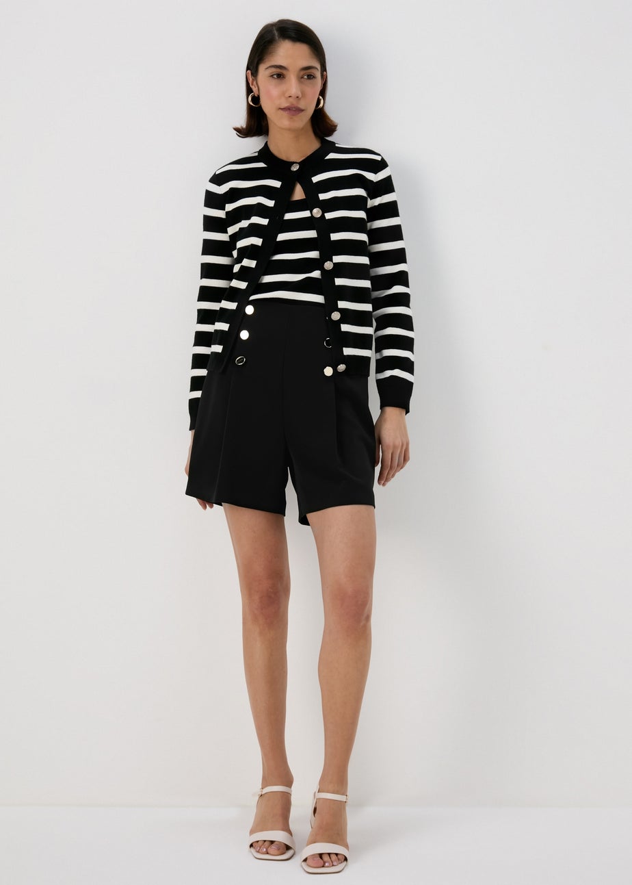 Et Vous Black Button Shorts