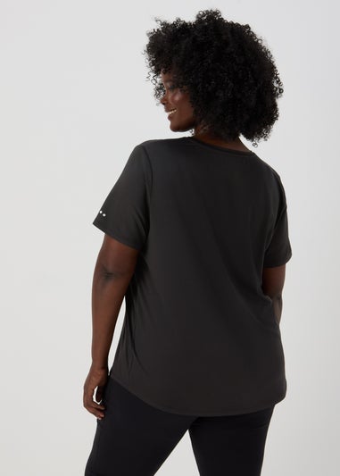 Souluxe Black T-Shirt