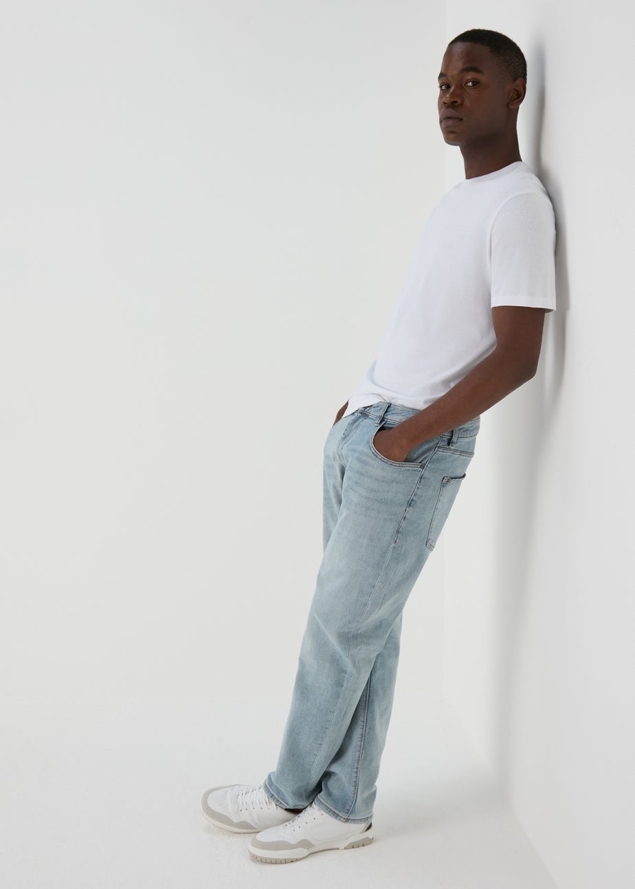 Light Wash Relaxed Fit Denim Jeans