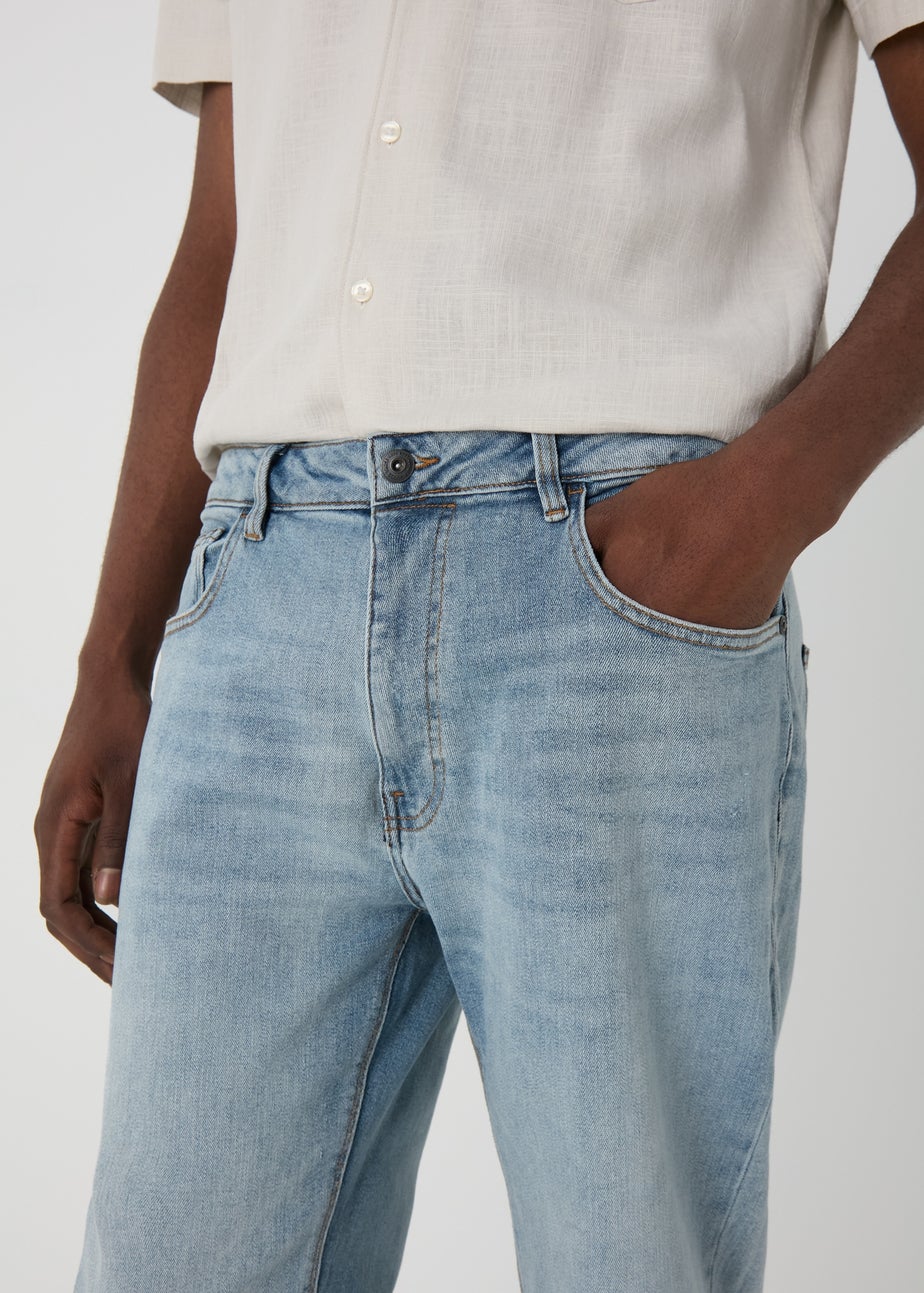 Light Wash Relaxed Fit Denim Jeans